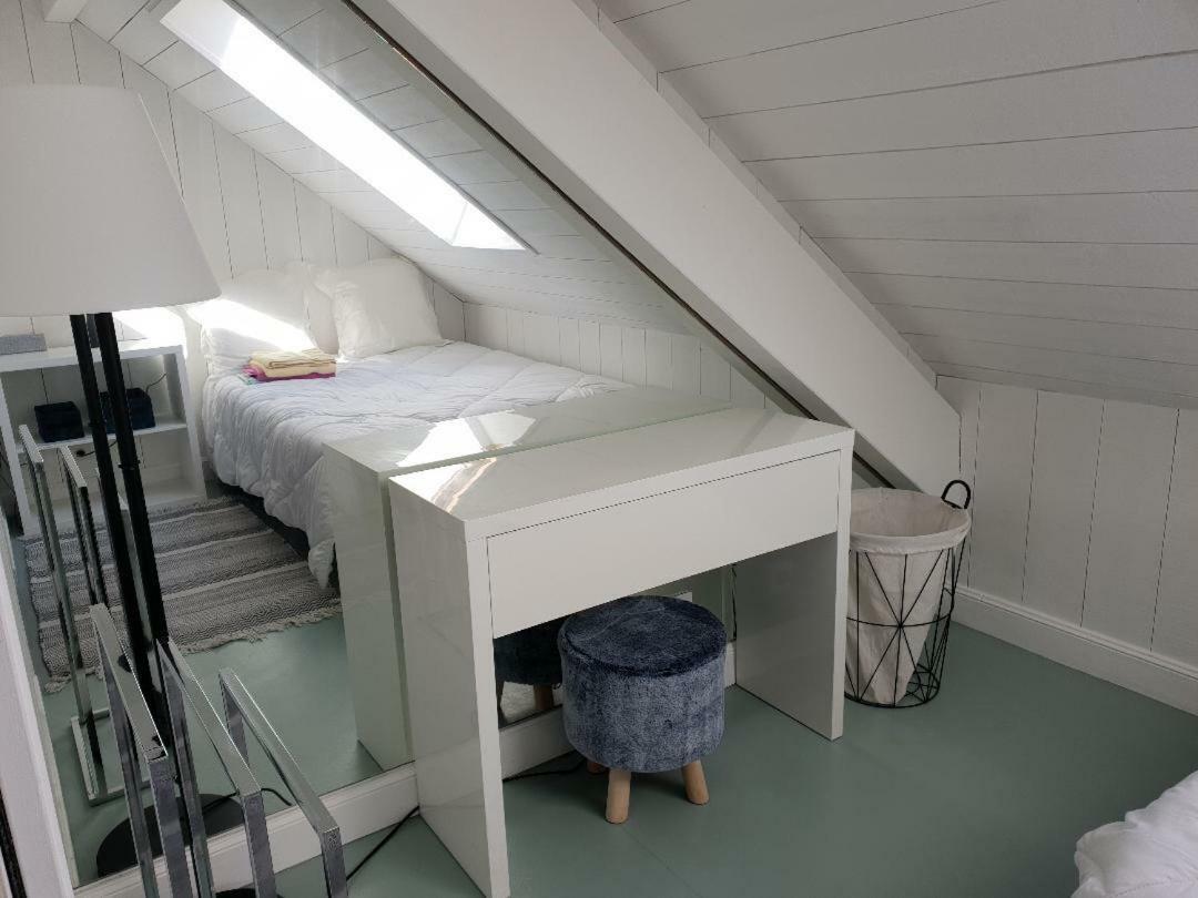 La Baie des Voiles 3 chambres 4 à 6 personnes au bord du lac plage privée Duingt Esterno foto
